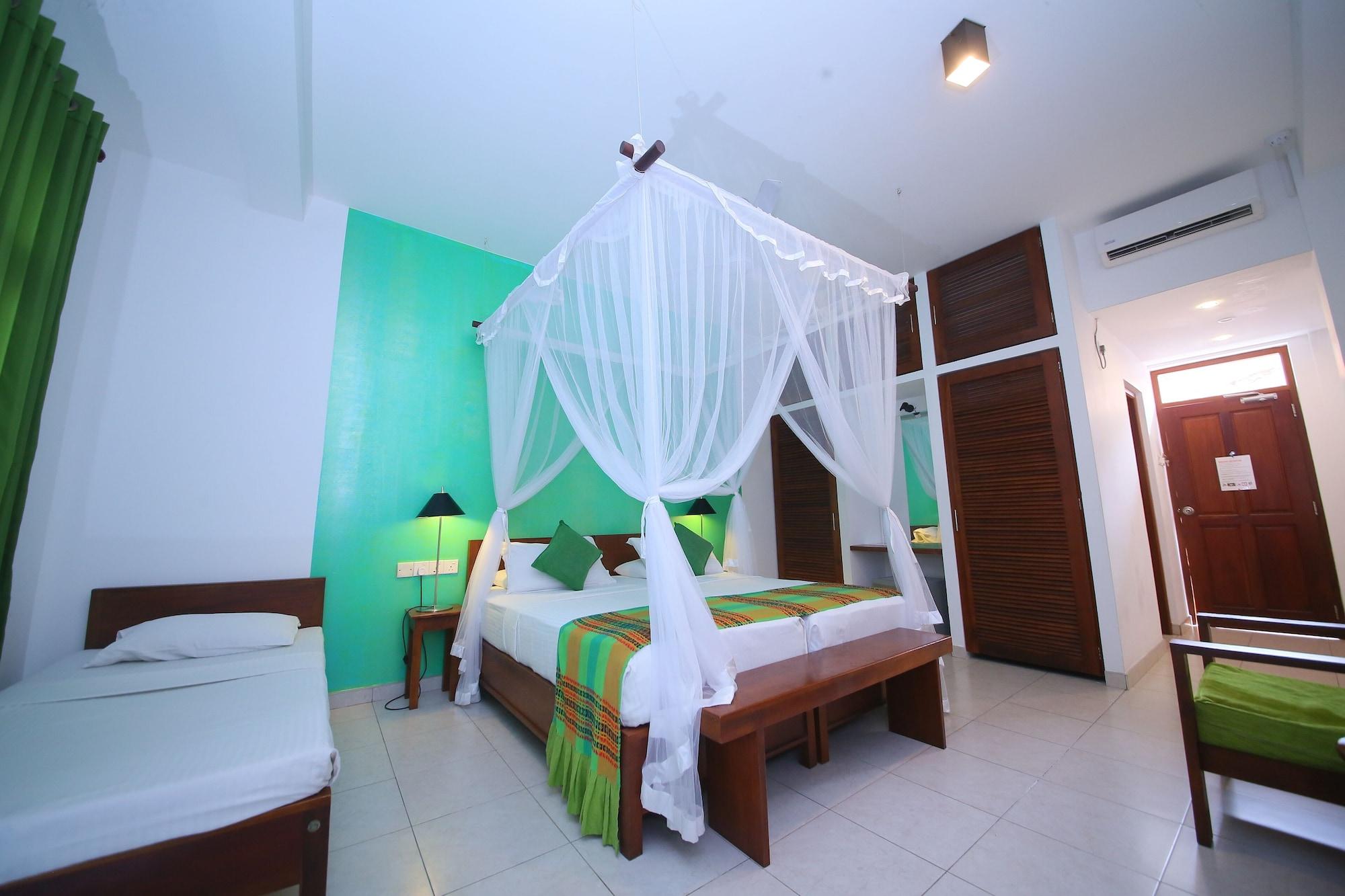 Rockside Beach Resort Bentota Exteriér fotografie