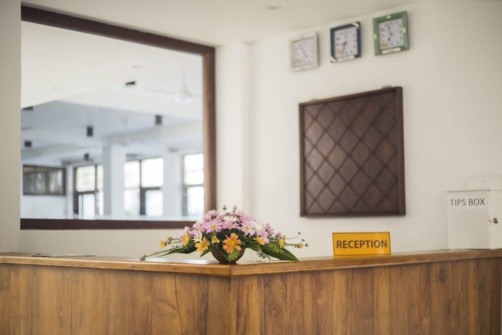 Rockside Beach Resort Bentota Exteriér fotografie
